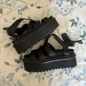 Dr Martens Blaire Quad platform sandals